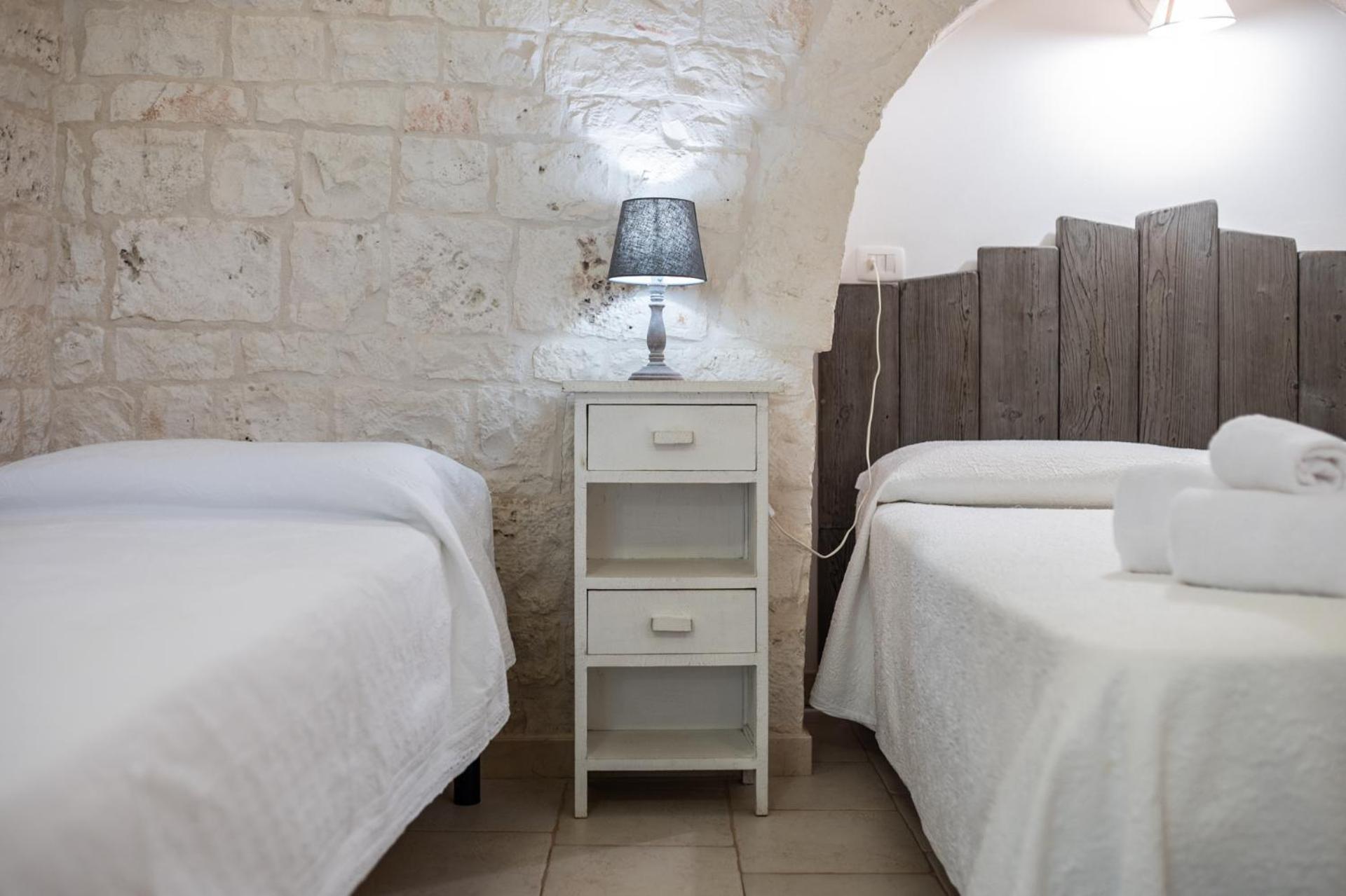 Trulli Di Mezza Villa Cisternino Dış mekan fotoğraf